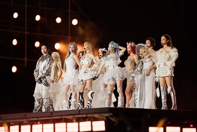 Vì sao concert chị đẹp, em xinh ít thu hút?- Ảnh 3.
