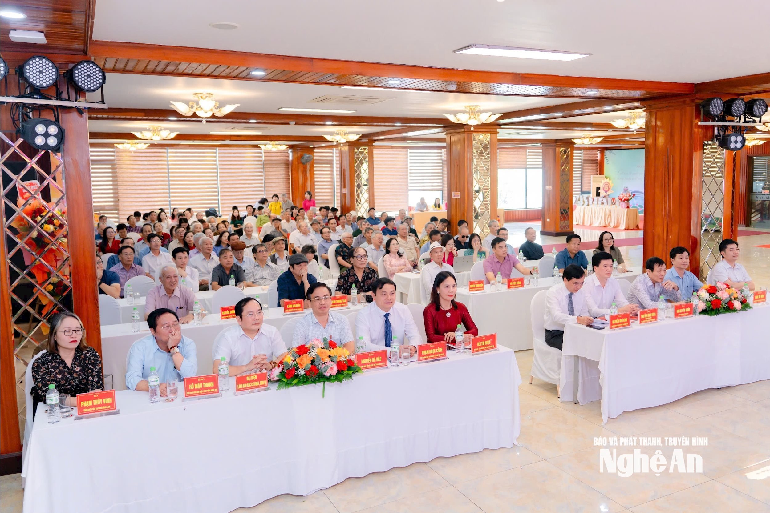 អ្នកបោះពុម្ព 1