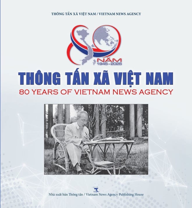 cuon-sach-anh-ttxvn.jpg