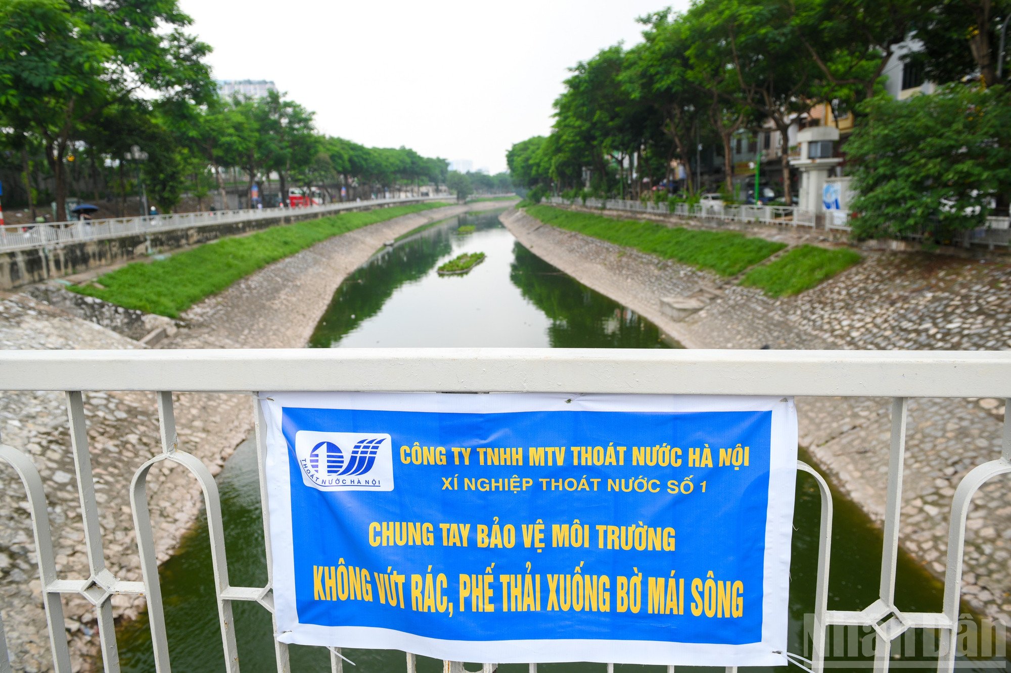 ndo_br_xa-nuoc-song-to-lich-4964.jpg