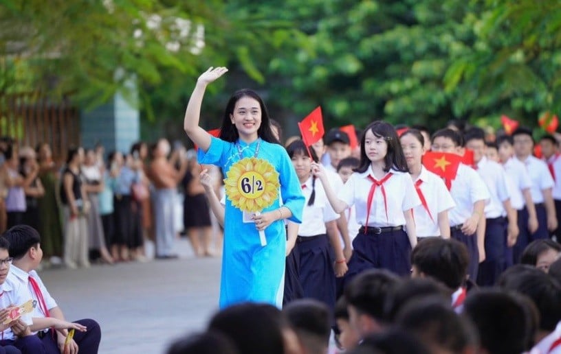 khong-to-chuc-hoi-dong-truong-2896.jpg