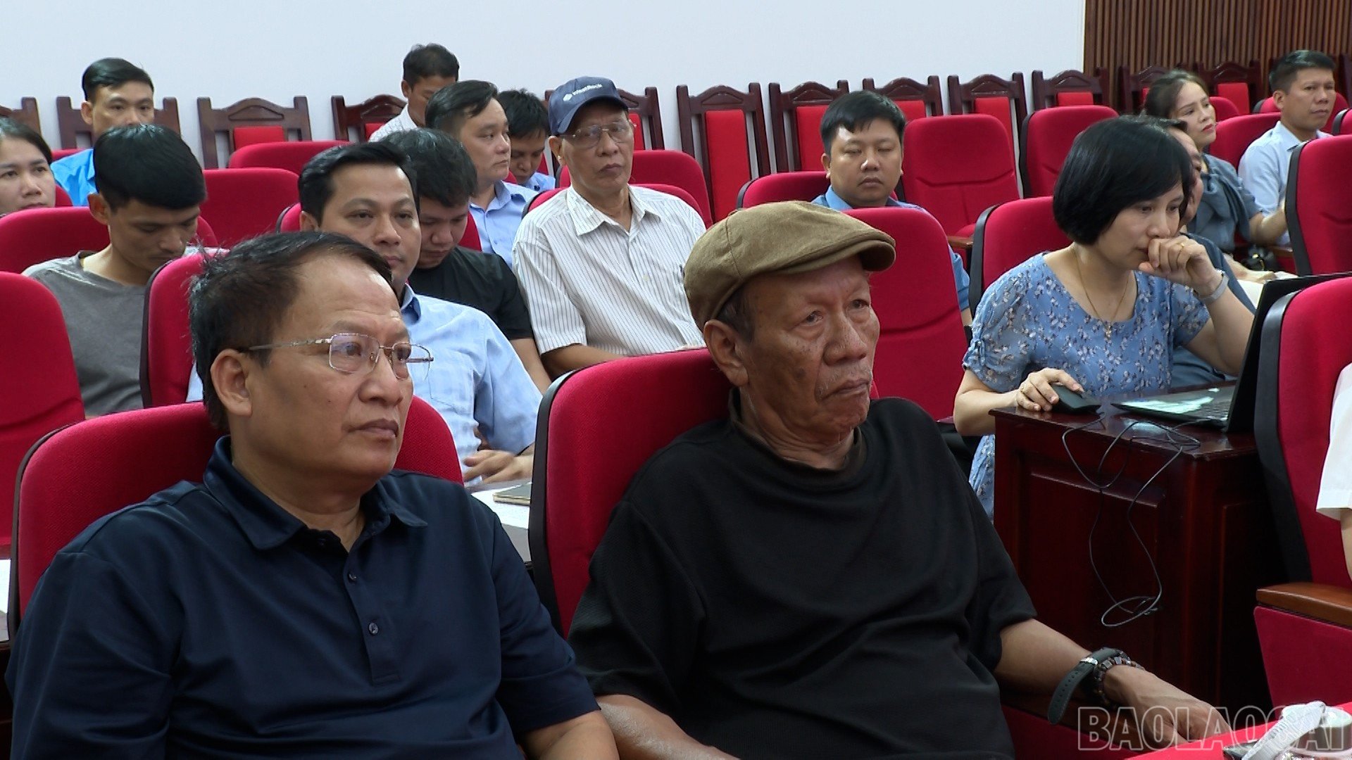 baolaocai-br_dung-ps00-33-20-20still042.jpg