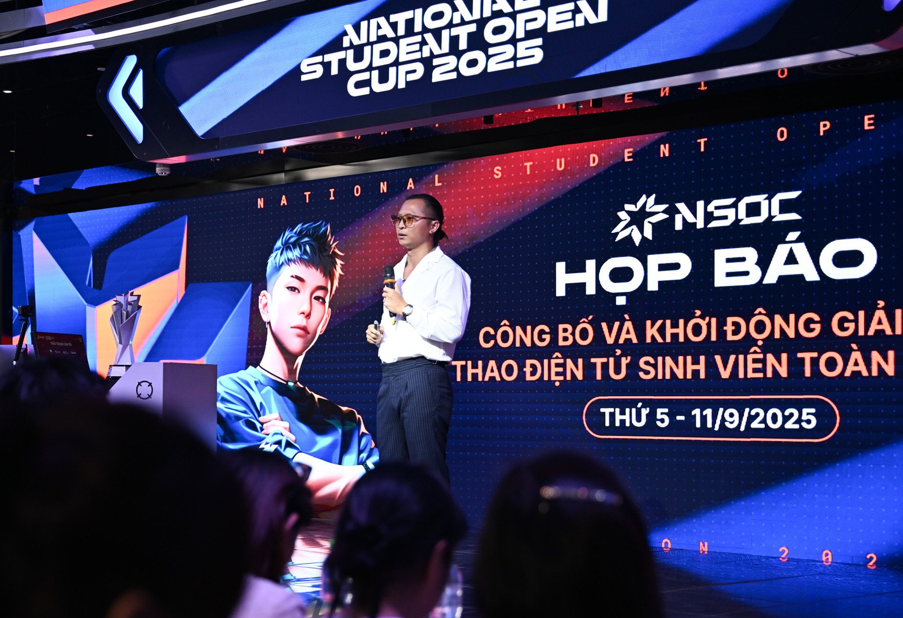 អេឡិចត្រូនិក sports.jpg