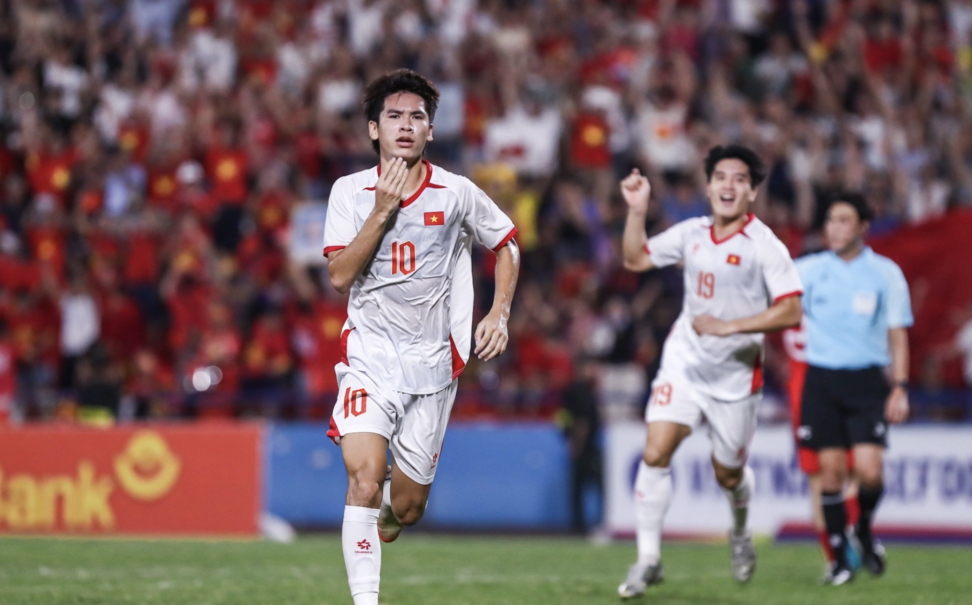 HLV Hoàng Anh Tuấn: “U23 Việt Nam cần hoàn thiện lối chơi ở giải châu Á”