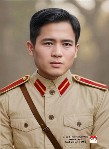 Restauration de huit portraits héroïques de la Force de sécurité publique populaire et de mères vietnamiennes héroïques -0
