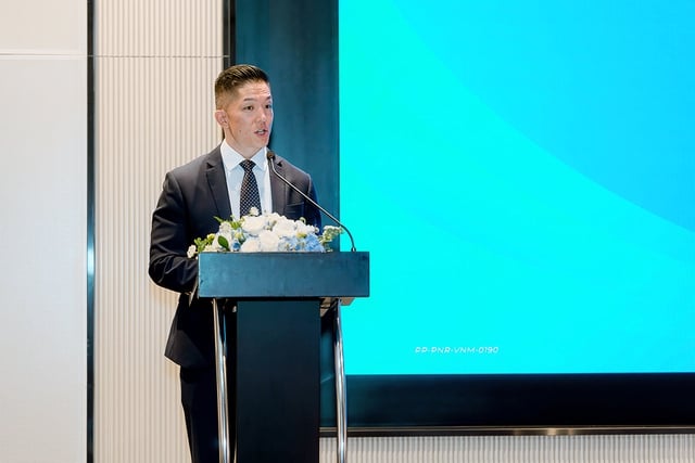 Hợp lực cùng Pfizer, Long Châu xây dựng đội ngũ y tế vững chuyên môn- Ảnh 2.