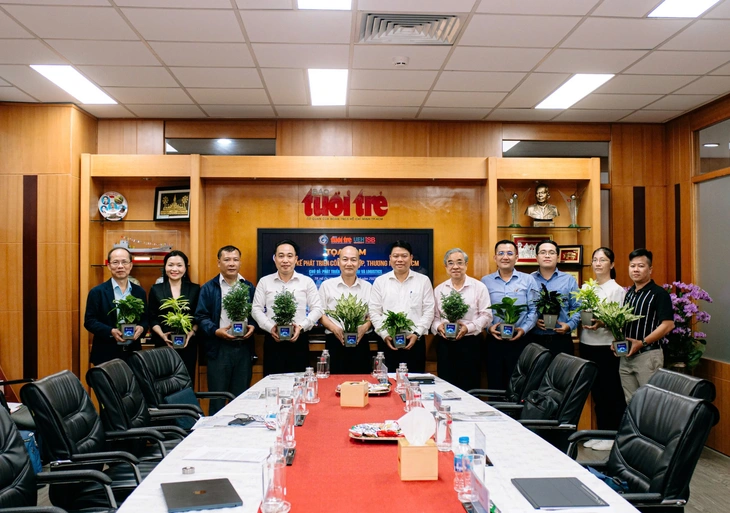 TP.HCM mới cần ‘một quy hoạch, một cửa khẩu’ để bứt phá dịch vụ logistics - Ảnh 2.