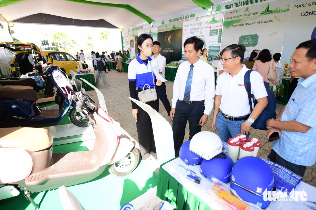 Chạy thử xe điện, tìm hiểu sản phẩm nông nghiệp tuần hoàn tại Ngày trải nghiệm xanh - Ảnh 5.