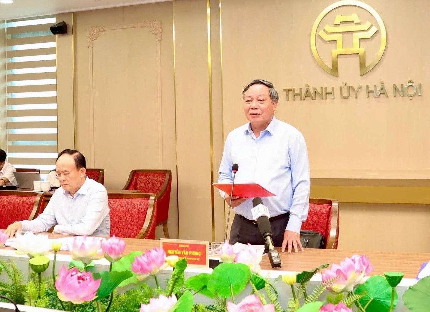 ដុង-ជី-ង្វៀន-វ៉ាន់-ផុង.jpg