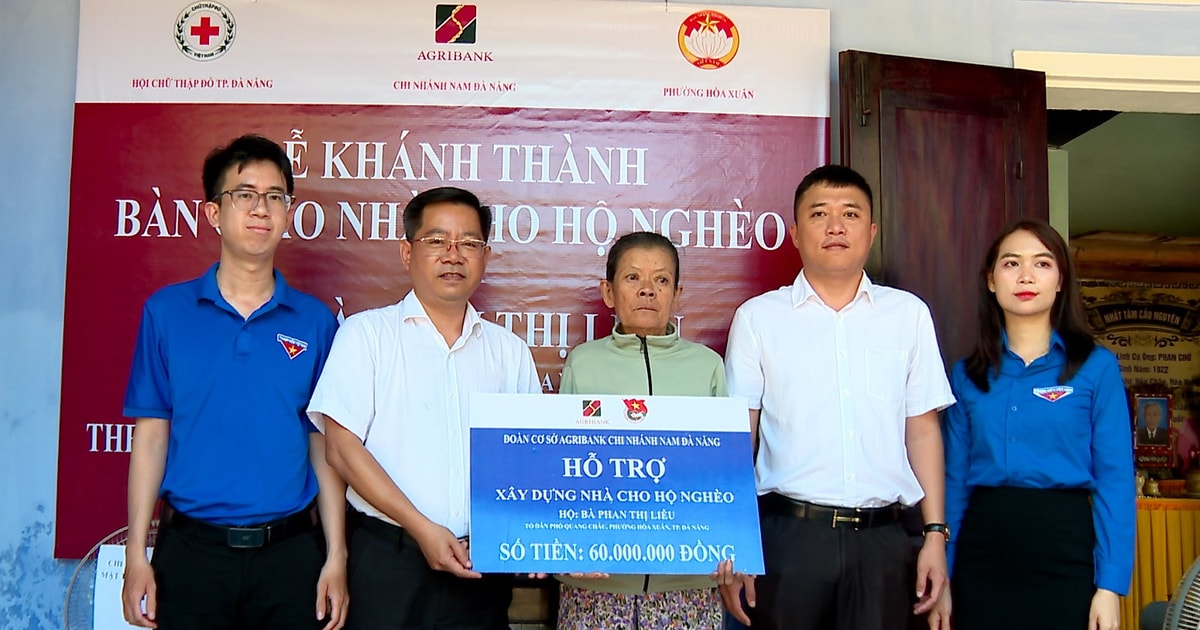 Hội Chữ thập đỏ thành phố Đà Nẵng bàn giao nhà cho hộ nghèo