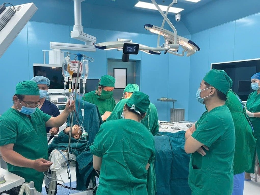 Em bé đầu tiên chào đời tại Trung tâm y tế Quân dân y Côn Đảo - 2