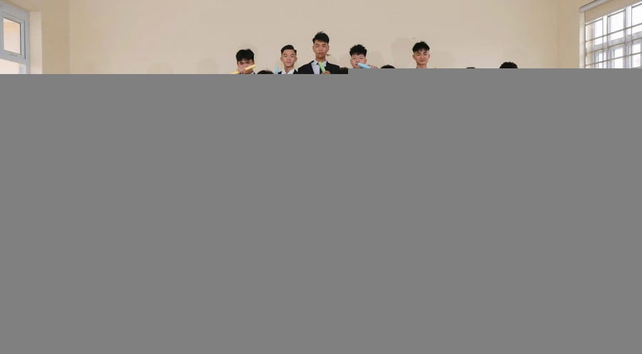 ha-tinh-can-doi-doi-ngu-giao-vien-3.jpg