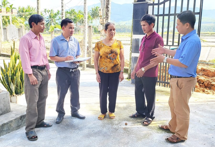 chinh-quyen-dia-phuong.jpg