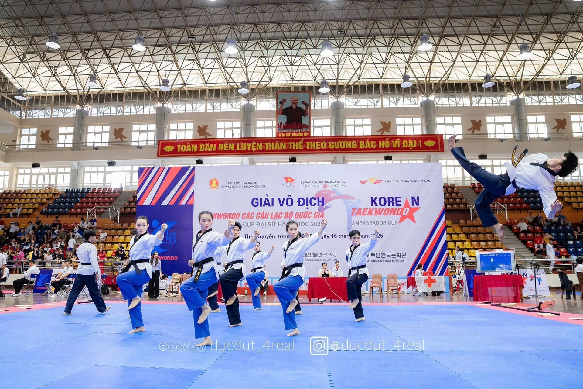 12-តេក្វាន់ដូ4.jpg