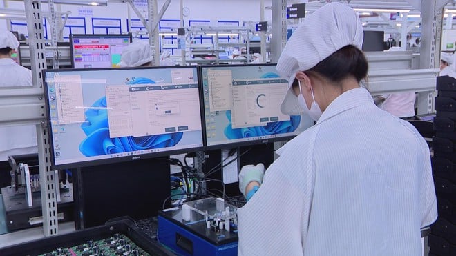 Tiến tới đại hội đảng bộ TP.HCM lần thứ nhất nhiệm kì 2025 - 2030 - Nỗ lực thực hiện các mục tiêu kinh tế đầy thách thức - Ảnh 3.