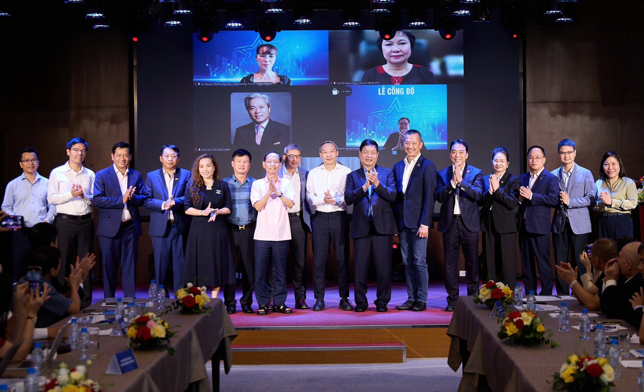 តើ​មហាសេដ្ឋី និង​ពាណិជ្ជករ​វៀតណាម​និយាយ​អ្វីខ្លះ​ក្នុង​កិច្ចប្រជុំ ដើម្បី​ពិភាក្សា​ពី​បញ្ហា​សាធារណៈ និង​ឯកជន​ក្នុងការ​កសាង​ប្រទេស​ជាតិ? - ៤