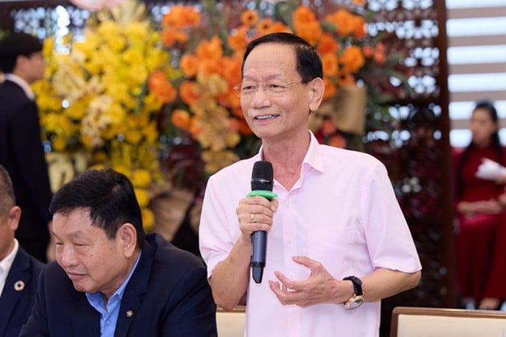 ពាណិជ្ជករវៀតណាម - រូបថត ២.