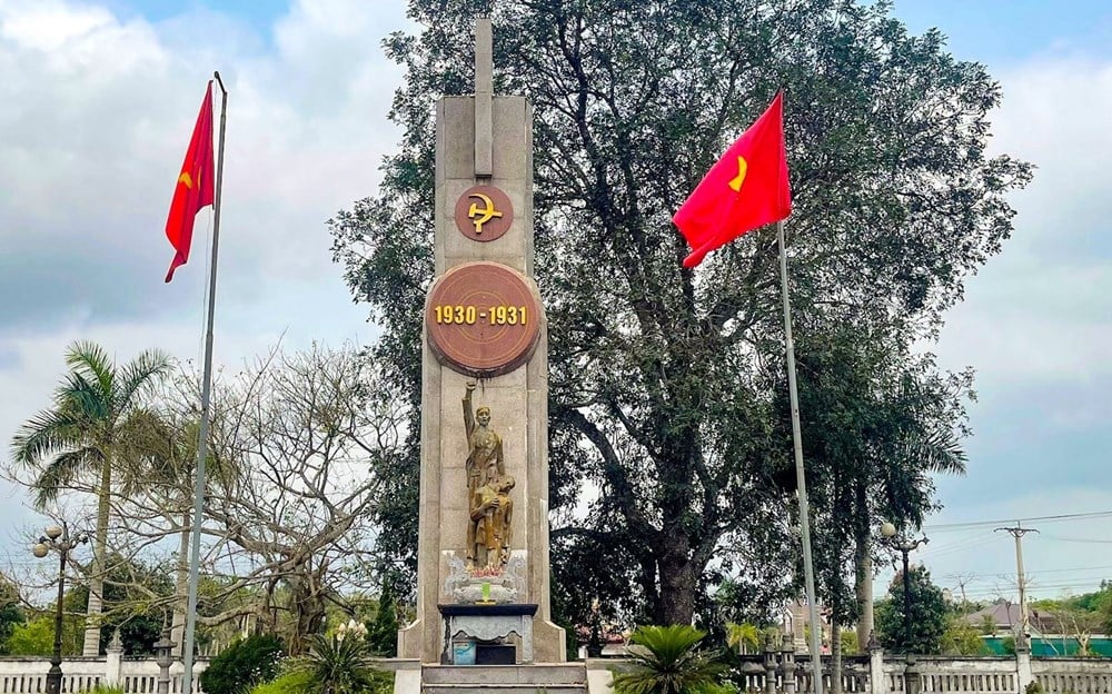 វីរភាពសូវៀតរបស់ Nghe Tinh បន្លឺឡើងជារៀងរហូត - រូបថត ១