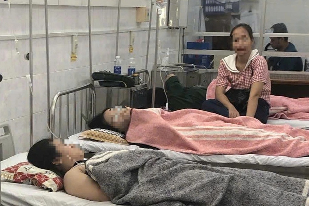 5 sinh viên nhập viện sau bữa ăn sáng tại trung tâm giáo dục quốc phòng - 1