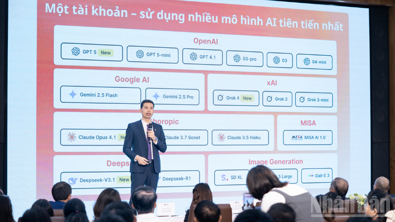 MISAゼネラルディレクターのLe Hong Quang氏がAI統合プラットフォームについて講演しました。