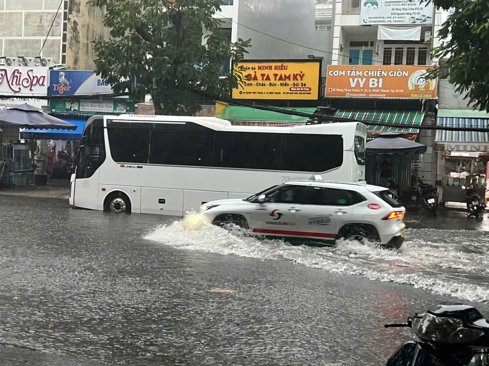 9 ngập.jpg