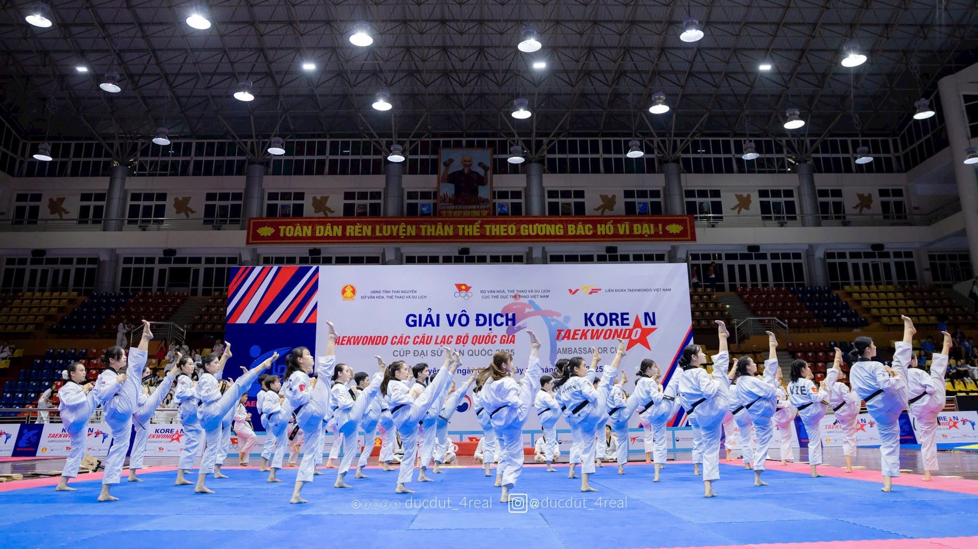 ១២-តេក្វាន់ដូ-.jpg