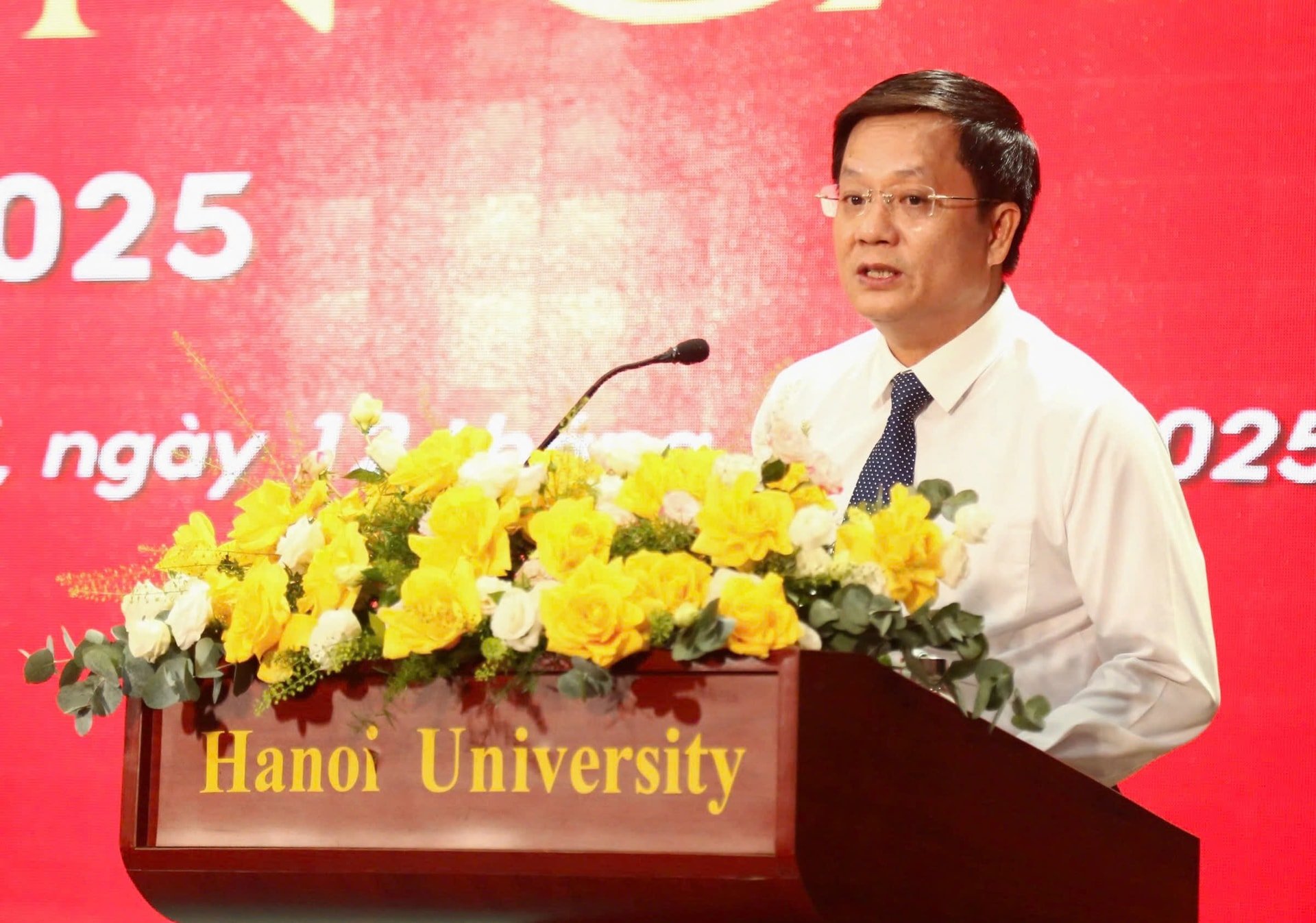ញ៉ា-បាវ-ហូ-មិញ-ឈៀន.jpg