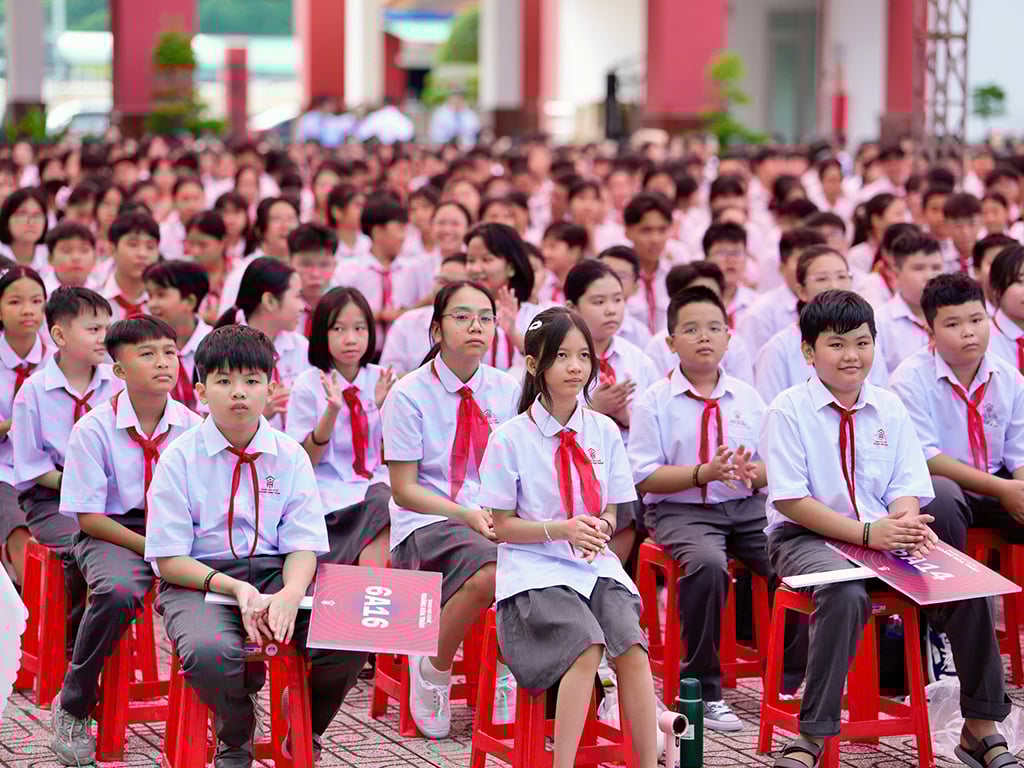 Lúng túng trong dạy học 2 buổi / ngày và những thách thức từ phụ huynh - Ảnh 1.