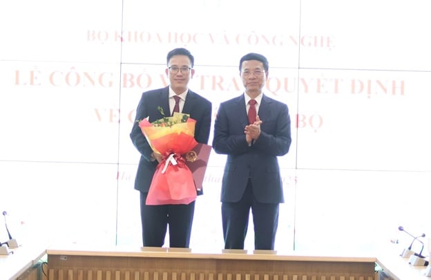 Bộ KH&CN công bố và trao quyết định bổ nhiệm, điều động cán bộ - Ảnh 5.