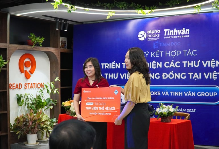 le-ky-ket-alpha-books-tinh-van-8.jpg
