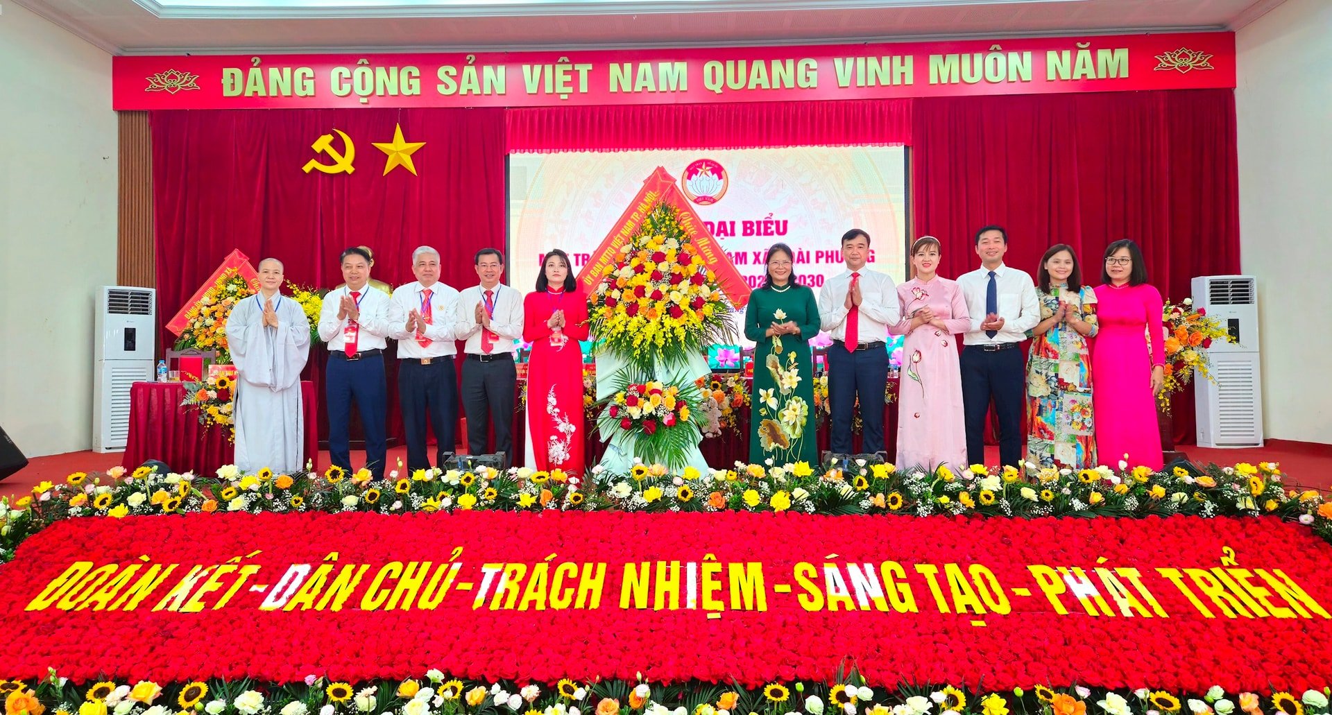 160 đại biểu dự Đại hội Mặt trận Tổ quốc xã Đoài Phương lần thứ I- Ảnh 1.