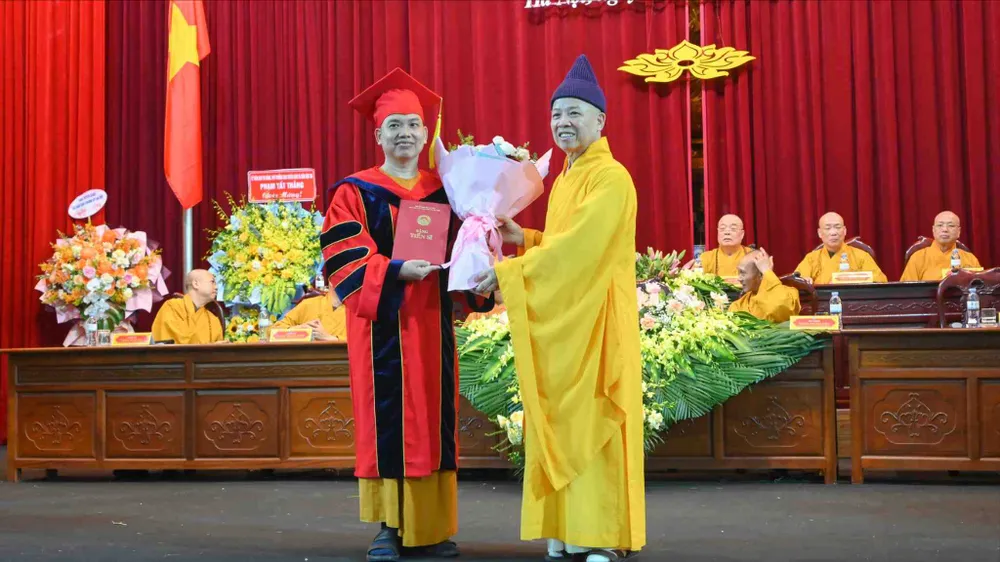 Venerable Thich Thanh Quyet awarded the Doctor of Buddhist Studies degree