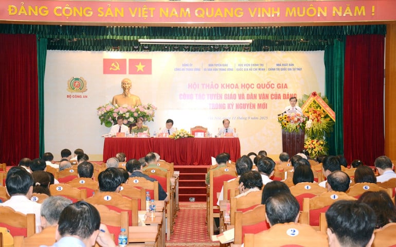 nvc-7124.jpg