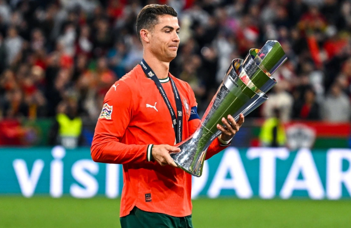C.Ronaldo và Messi: Bùng cháy rực rỡ, dồn nén cho lần thăng hoa cuối cùng - 4
