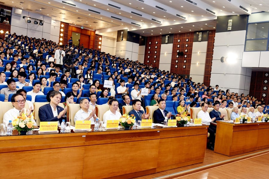 nhuong-3.jpg