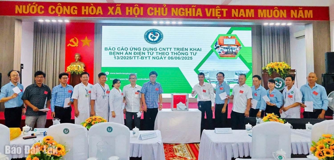 ក្រុមប្រឹក្សាវាយតម្លៃបានបោះឆ្នោតអនុម័តលើកំណត់ត្រាវេជ្ជសាស្ត្រអេឡិចត្រូនិក។