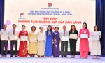Ulang Tahun ke-15 Anugerah Vu A Dinh, menghormati contoh kampung yang indah