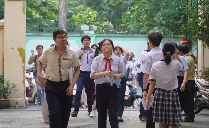 Băn khoăn với giờ học tại TP HCM- Ảnh 1.