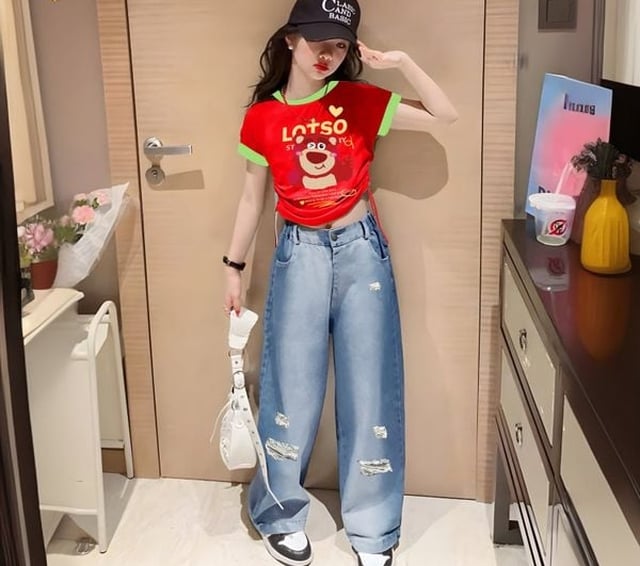 Cách phối đồ cho bé gái mập vừa xinh vừa thoải mái - Ảnh 2.