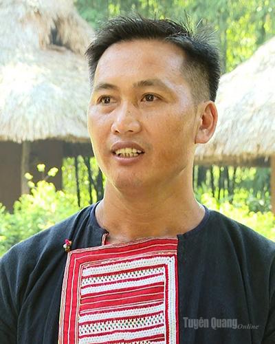 លោក Trieu Menh Kinh  ប្រធាន​សហករណ៍​ទេសចរណ៍​សហគមន៍ Nam Hong ឃុំ Thong Nguyen