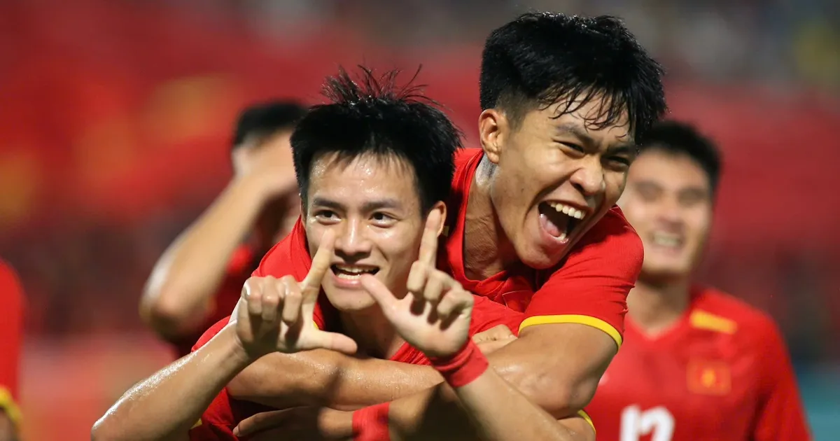 Trách nhiệm với bóng đá trẻ