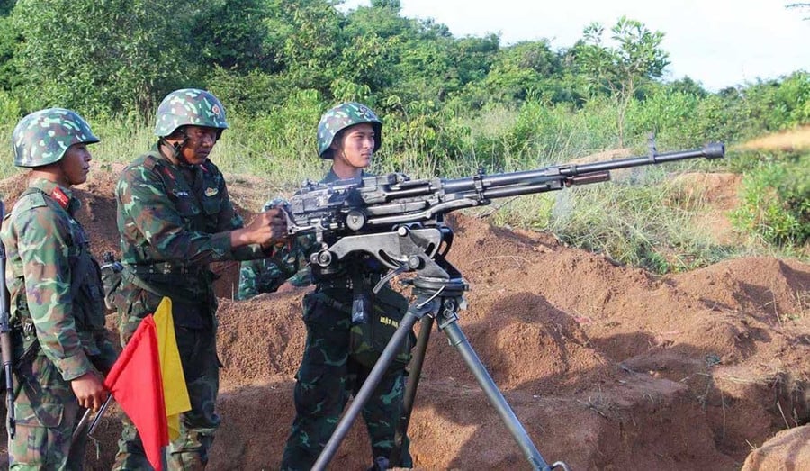 Nội dung thực binh bắn đạn hơi trong cuộc diễn tập của Sư đoàn Bộ binh 2 bảo đảm an toàn tuyệt đối về người và trang bị. Ảnh: H.P