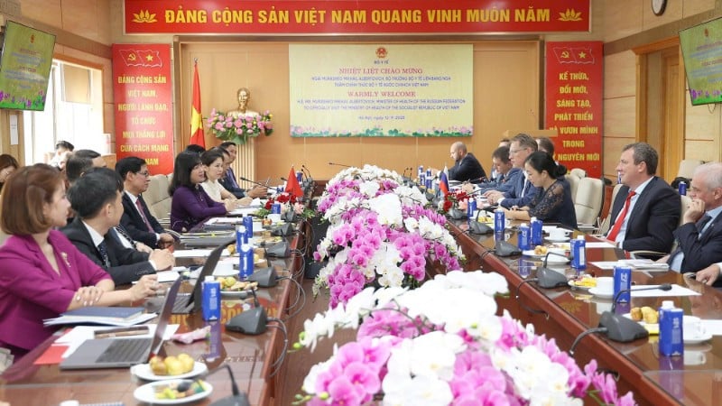 ទិដ្ឋភាពនៃកិច្ចប្រជុំ។