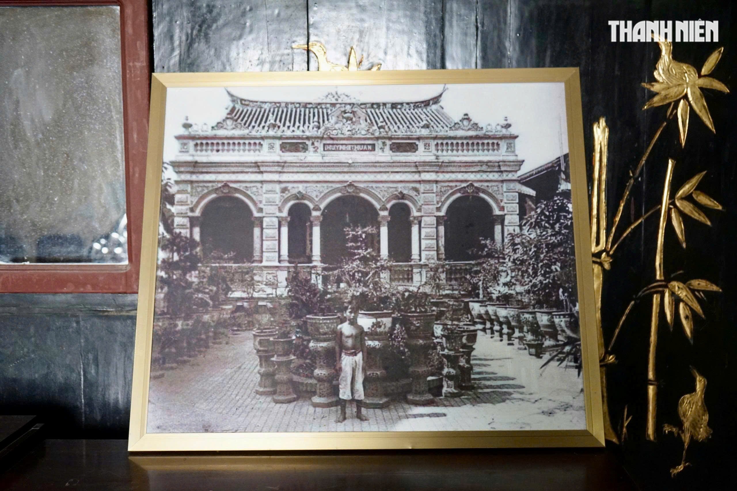 - រូបថត ៧.
