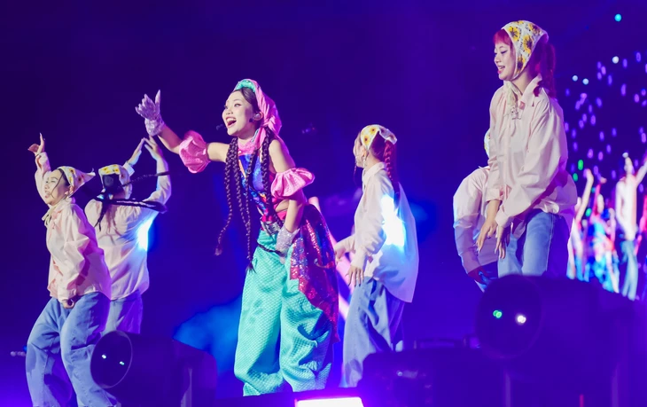 Concert Em xinh say hi - រូបថត ១.