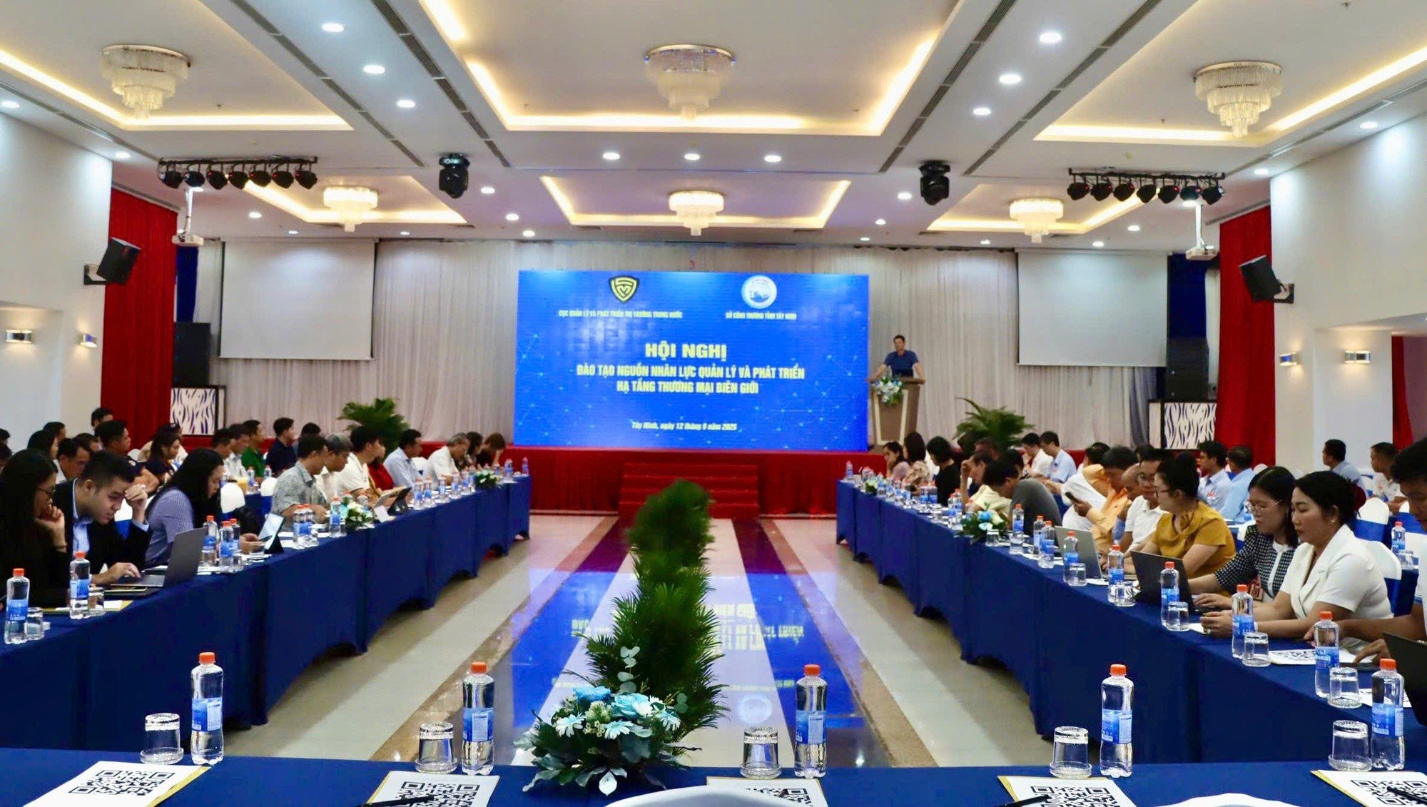 Quang cảnh hội nghị. Ảnh: Báo Chính phủ