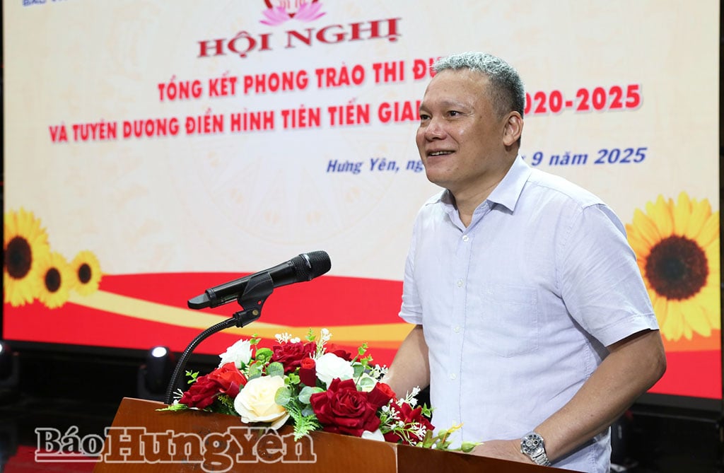 Konferansta Hung Yen Gazetesi, Radyo ve Televizyon Genel Yayın Yönetmeni Yoldaş Hoang Minh Son konuştu.