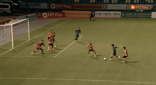ezgif-66723ebcf0a680.gif