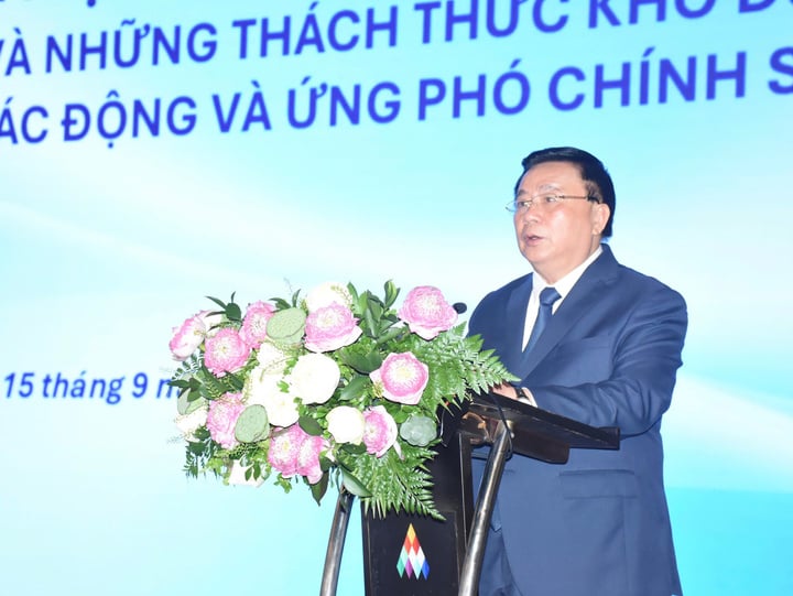 Prof. Dr. Nguyen Xuan Thang hovoří na akci. (Foto: Thuy Linh)