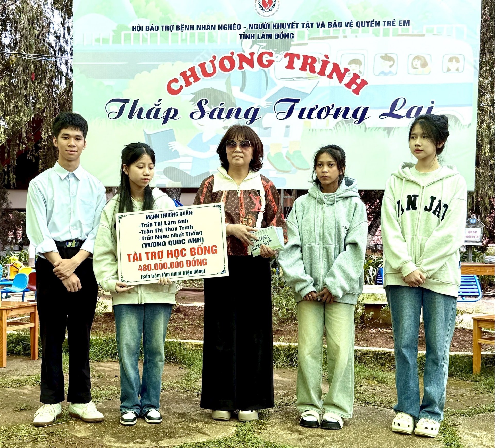 រូបភាព 17 ជ្រើសរើស